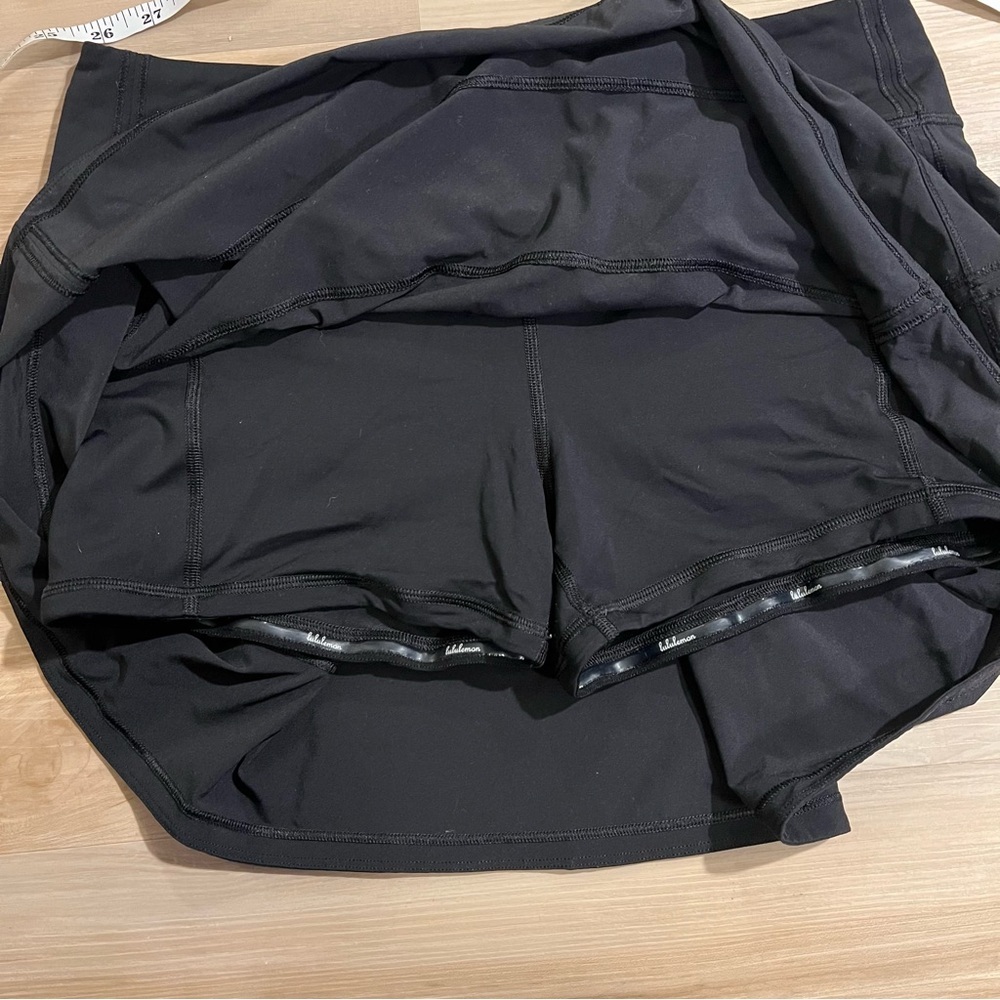 Lululemon Pace Rival Skirt Size 8 Tall
*4-way Stretch 15" Black - Picture 12 of 13